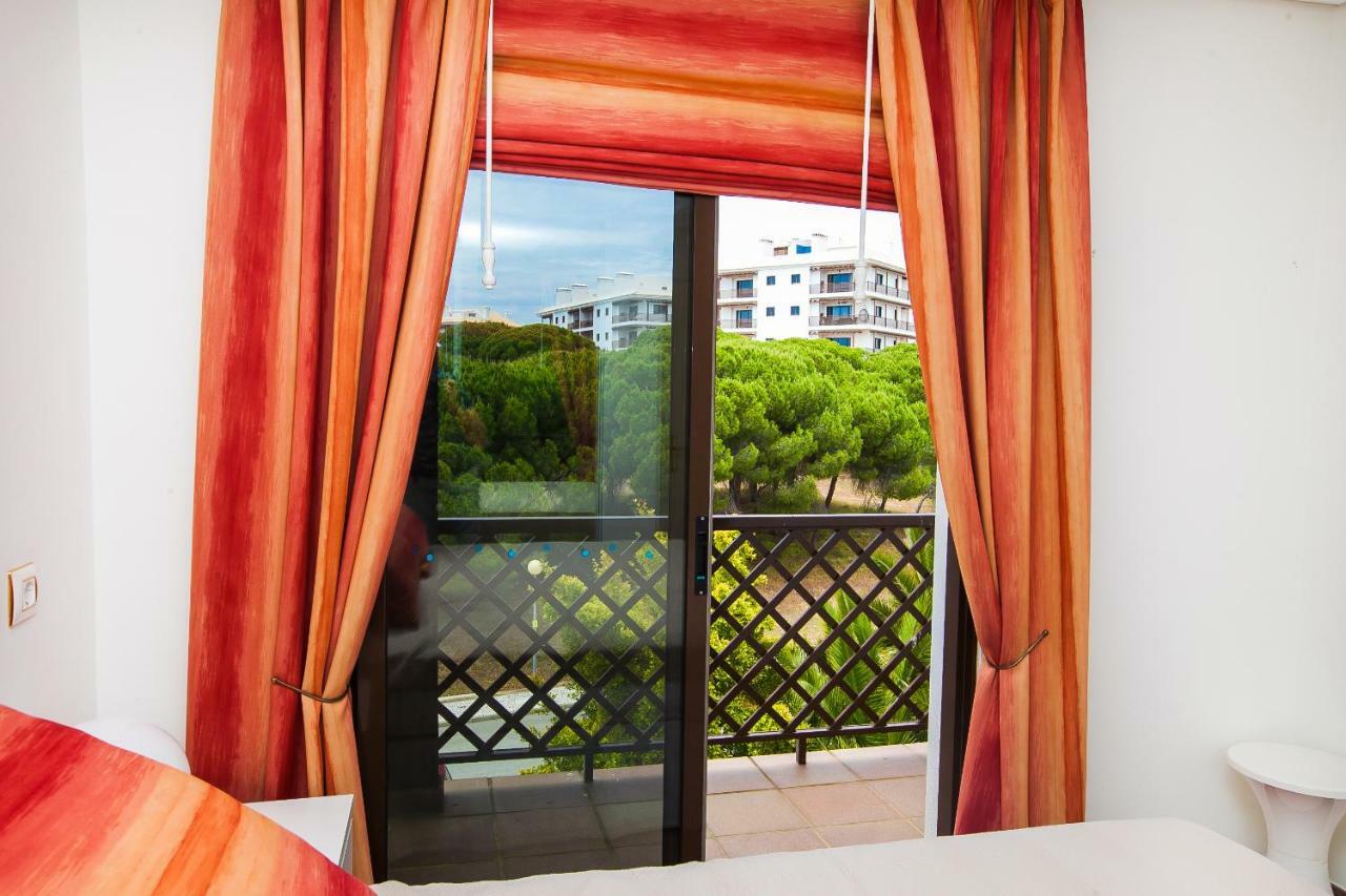 Excellent T2 Apartment With Pools 400M Falesia Beach Albufeira Ngoại thất bức ảnh
